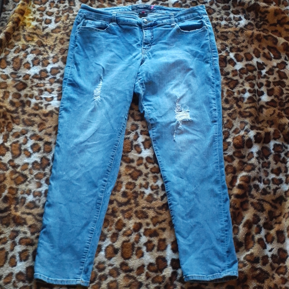 Torrid Denim 18 Distressed Jean's Plus Size